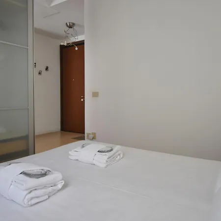 Apartment Welc-om Bronzetti